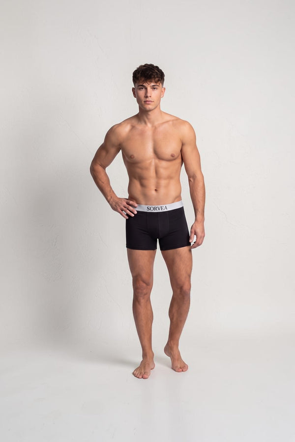 SORVEA Classic Boxers Black – model photo, front view